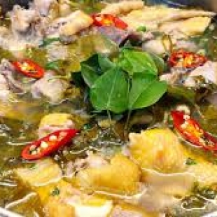 Gà Nấu Lẩu Lá Giang