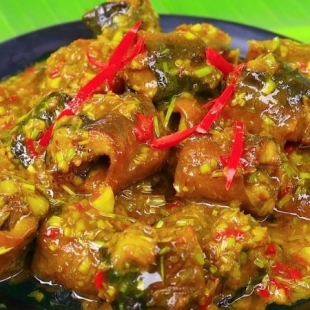 Lươn Kho Xả Ớt